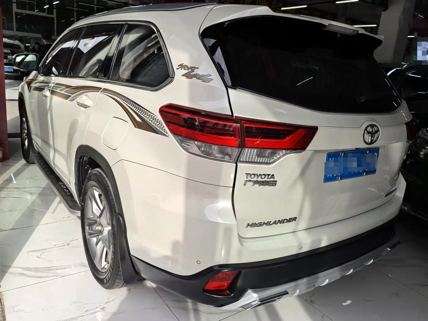 Toyota Highlander 2018 2.0T 4WD Luxury 7-seater (China V) фото 3