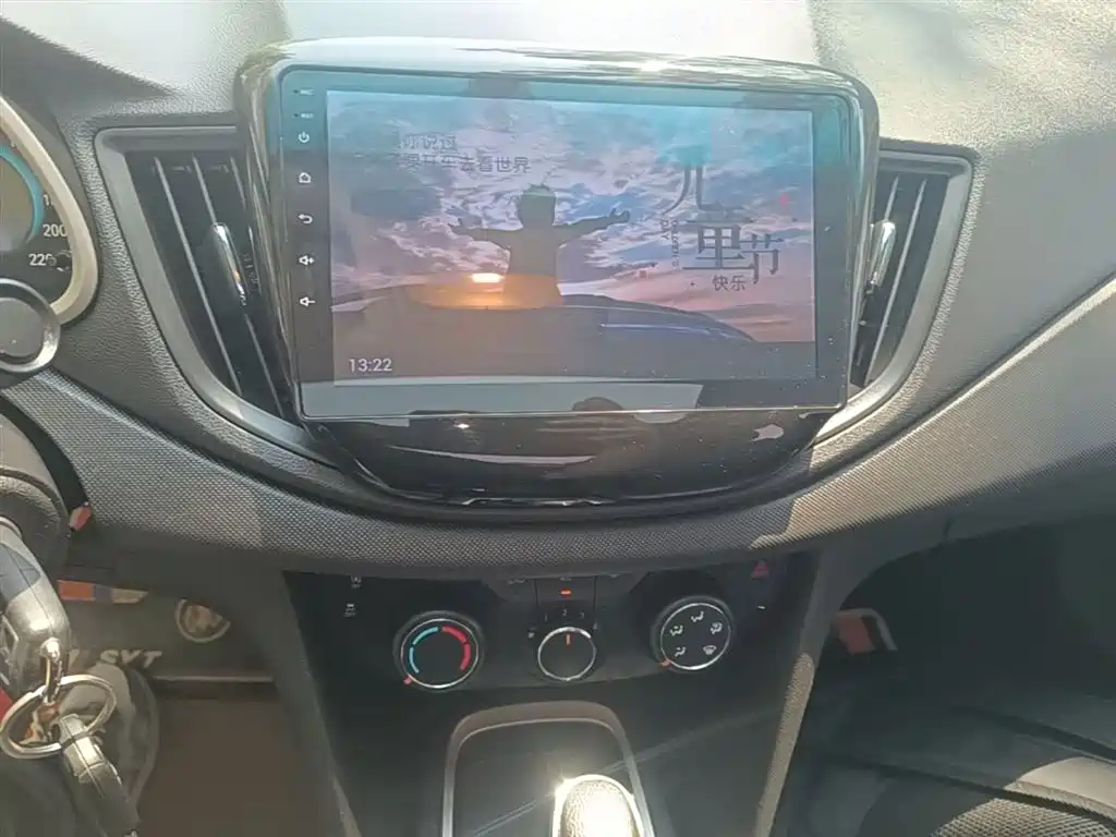 Chevrolet Cavalier 2018 320 Auto Enjoy Sunroof Edition фото 13
