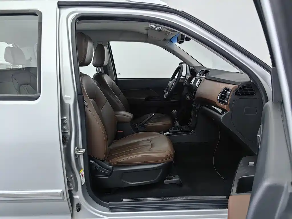 Great Wall Fengjun 6 2017 2017 2.0T Diesel 4WD Navigator 4D20D