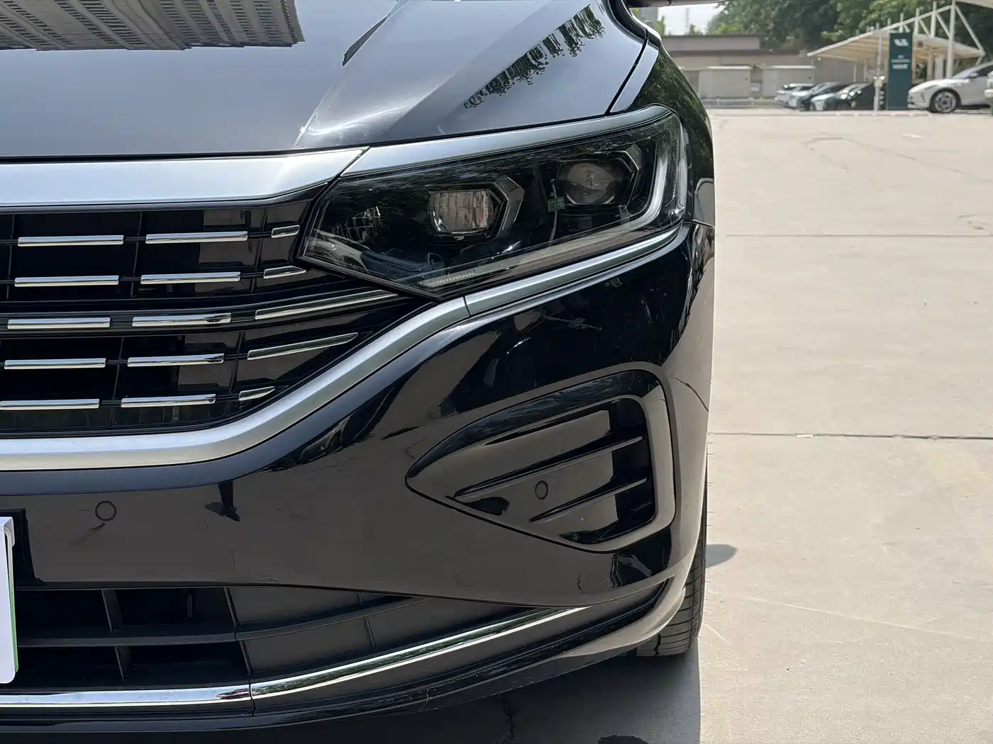 Volkswagen Passat 2024 380TSI Dragon Soaring Edition фото 4