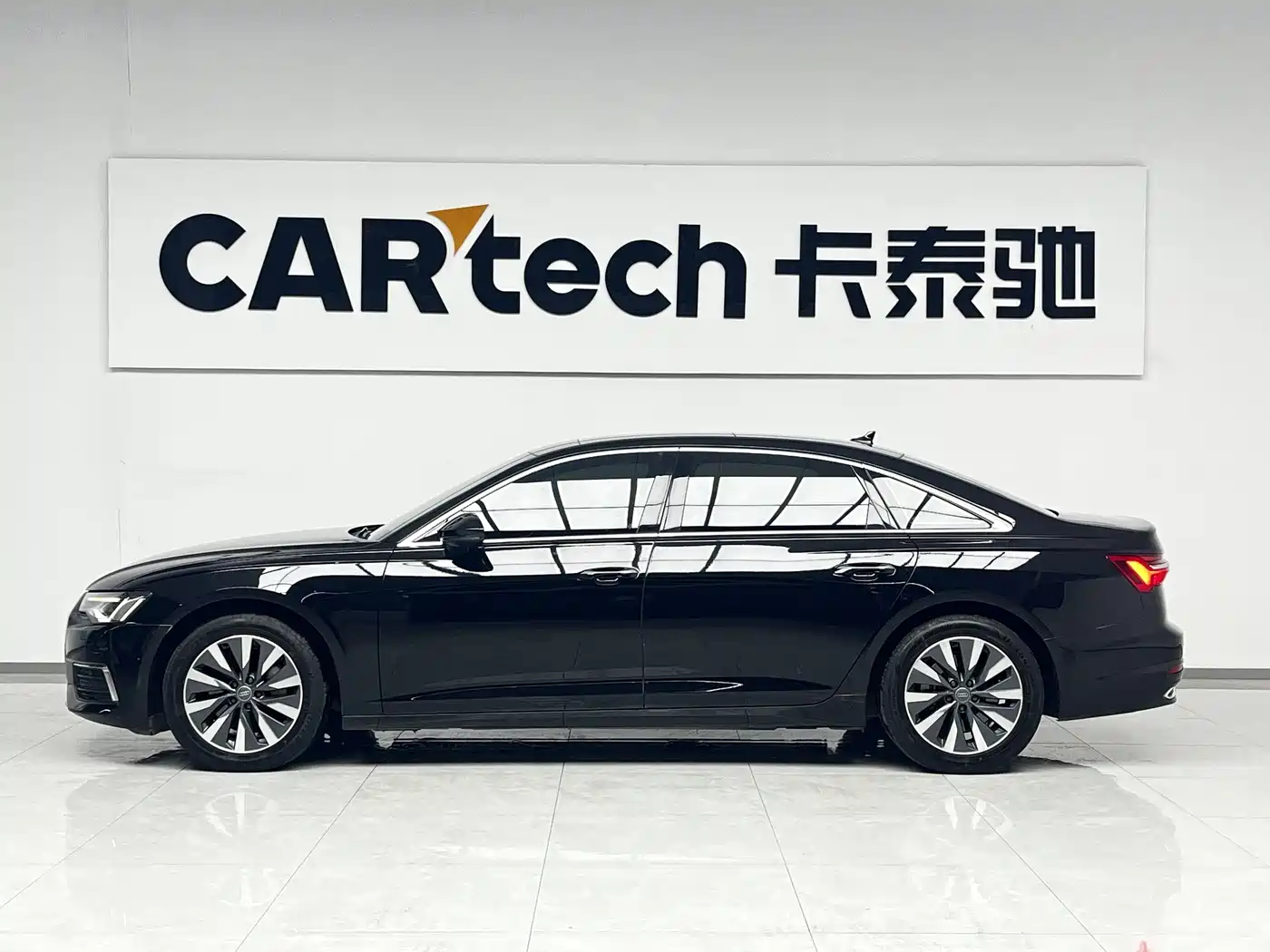 Audi A6L 2019 45 TFSI Premium Elegance фото 3