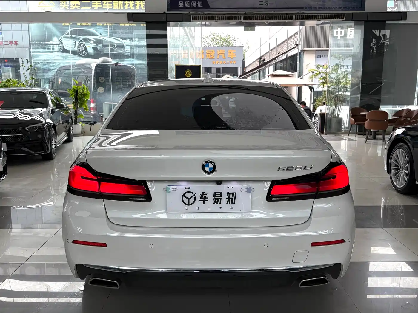 BMW 5 Series 2022 525Li Luxury Package фото 17