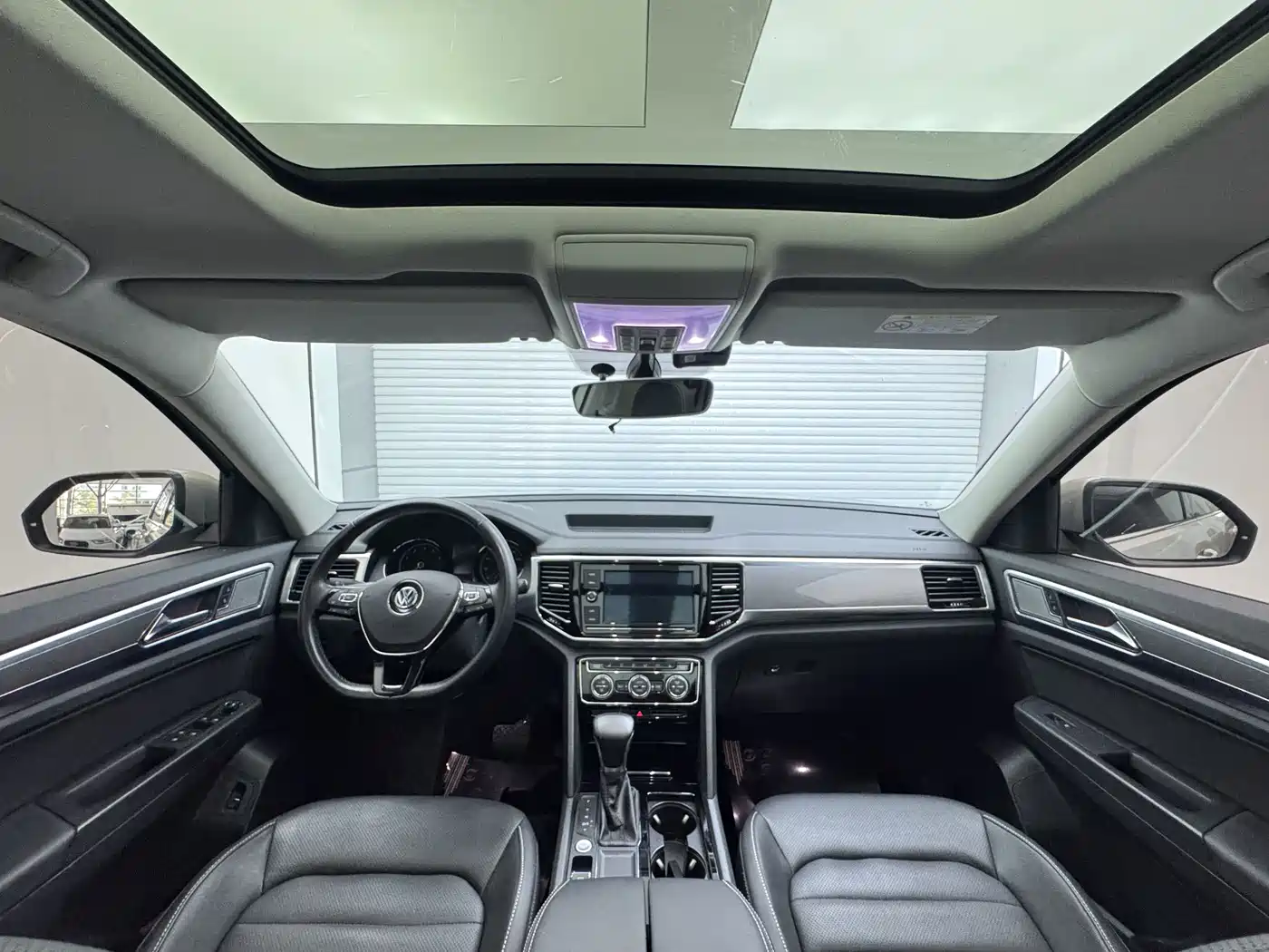 Volkswagen Teramont 2019 330TSI 2WD Luxury China VI фото 5