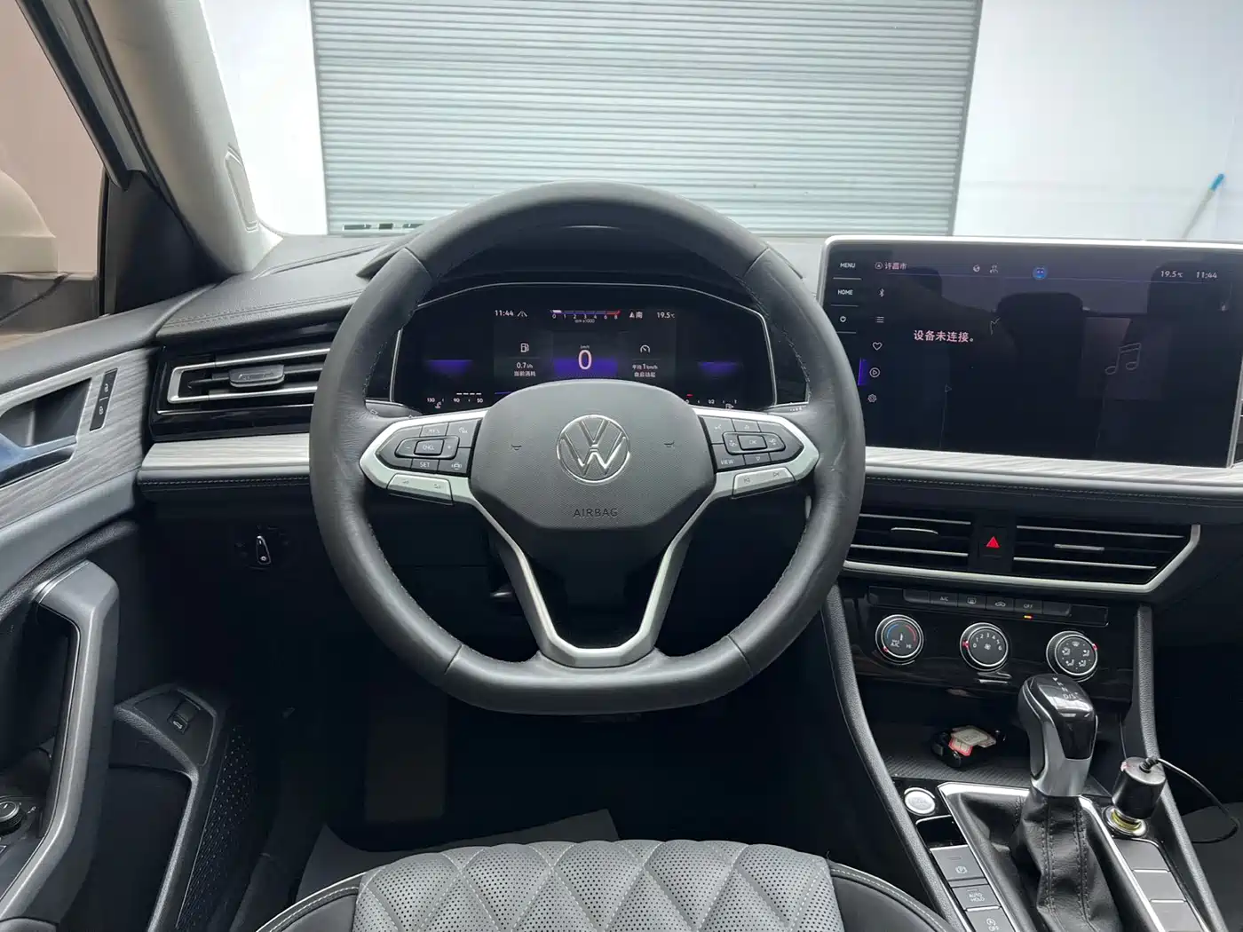 Volkswagen Sagitar 2023 280TSI DSG Beyond Lite фото 12