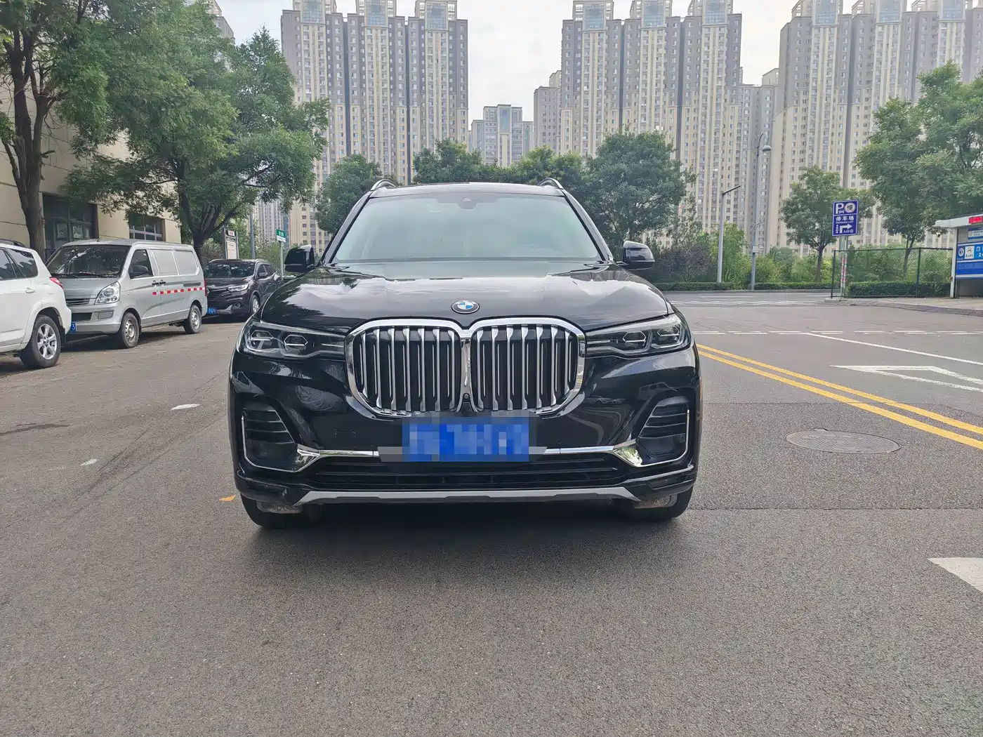 BMW X7 2020 2019 xDrive40i Leading Luxury Package