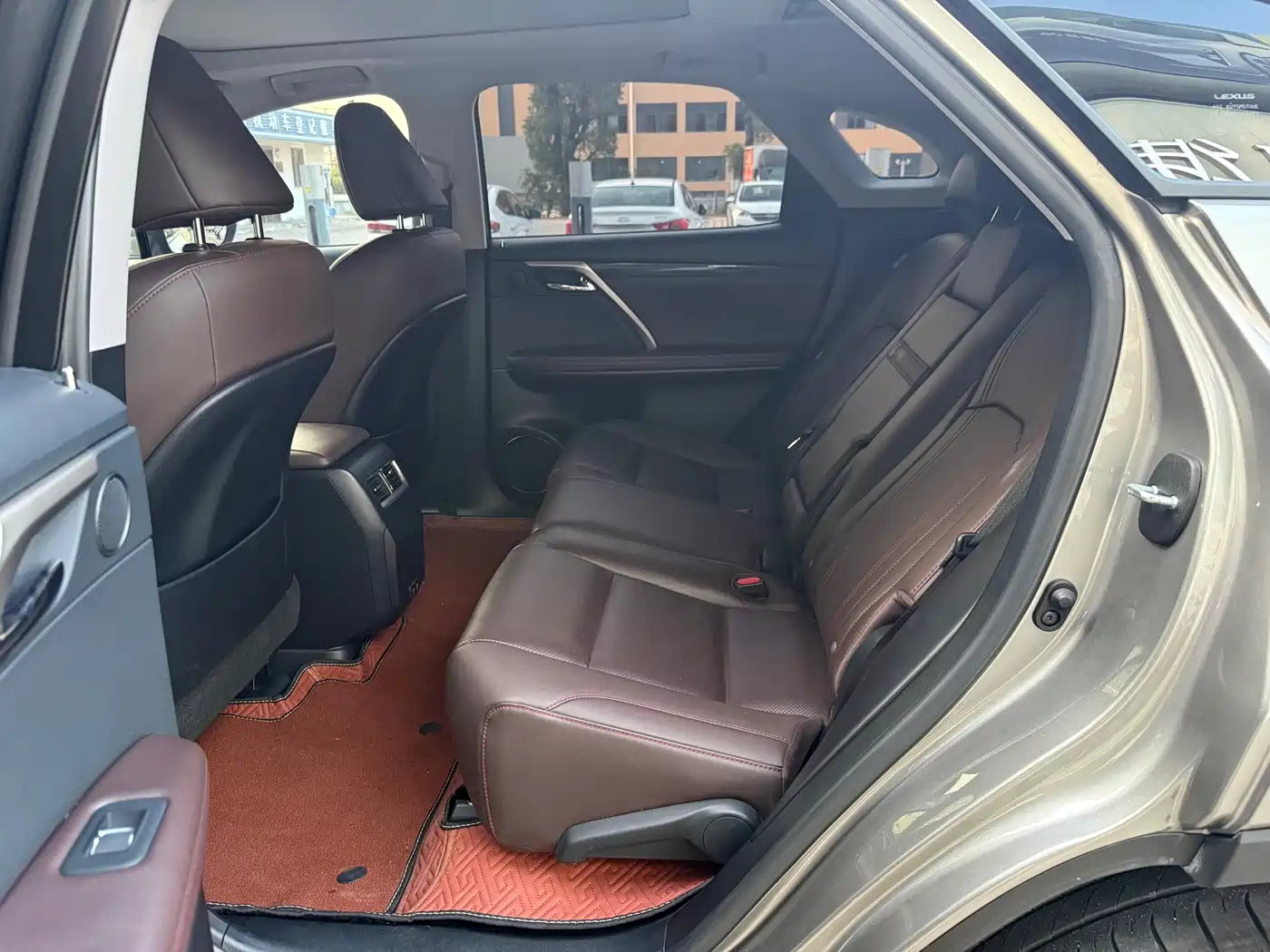 Lexus RX 2020 Facelift 300 AWD Elegance Edition фото 6