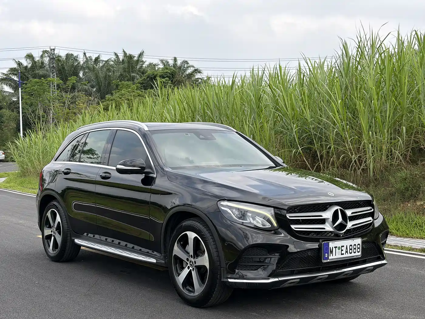 Mercedes-Benz GLC 2018 GLC 260 4MATIC Luxury фото 3