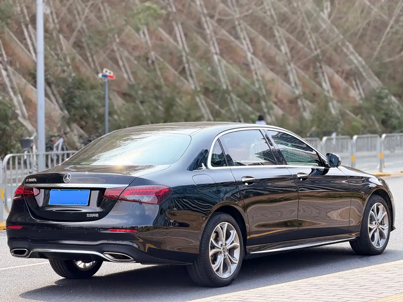 Mercedes-Benz E-Class 2023 Facelift E 300 L Sport Luxury фото 12