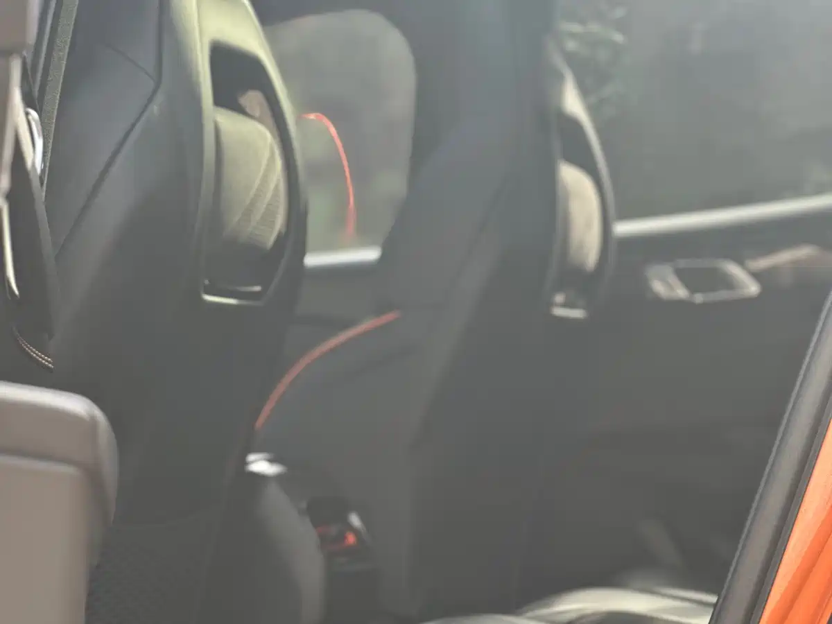 LYNK & CO. 02 HATCHBACK