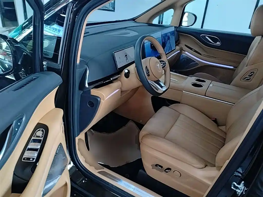 Voyah Auto Voyah Dreamer 2025 PHEV AWD Flagship Kunpeng Edition фото 16