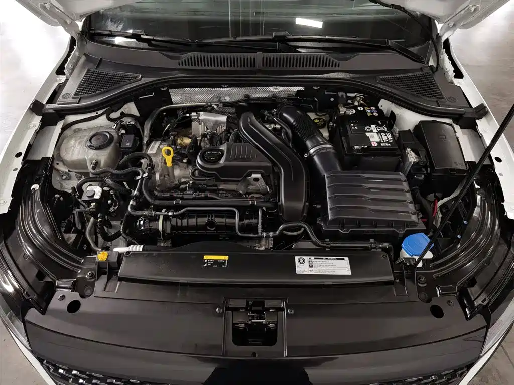 Volkswagen Lavida 2024 Model 300TSI DSG Starlight Full Comfort Edition фото 6