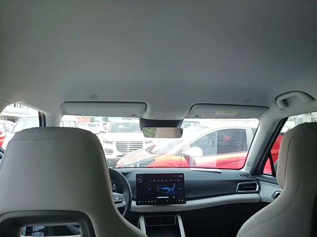 BYD Yuan UP 2025 Smart Drive Edition 401KM Vitality Version фото 18