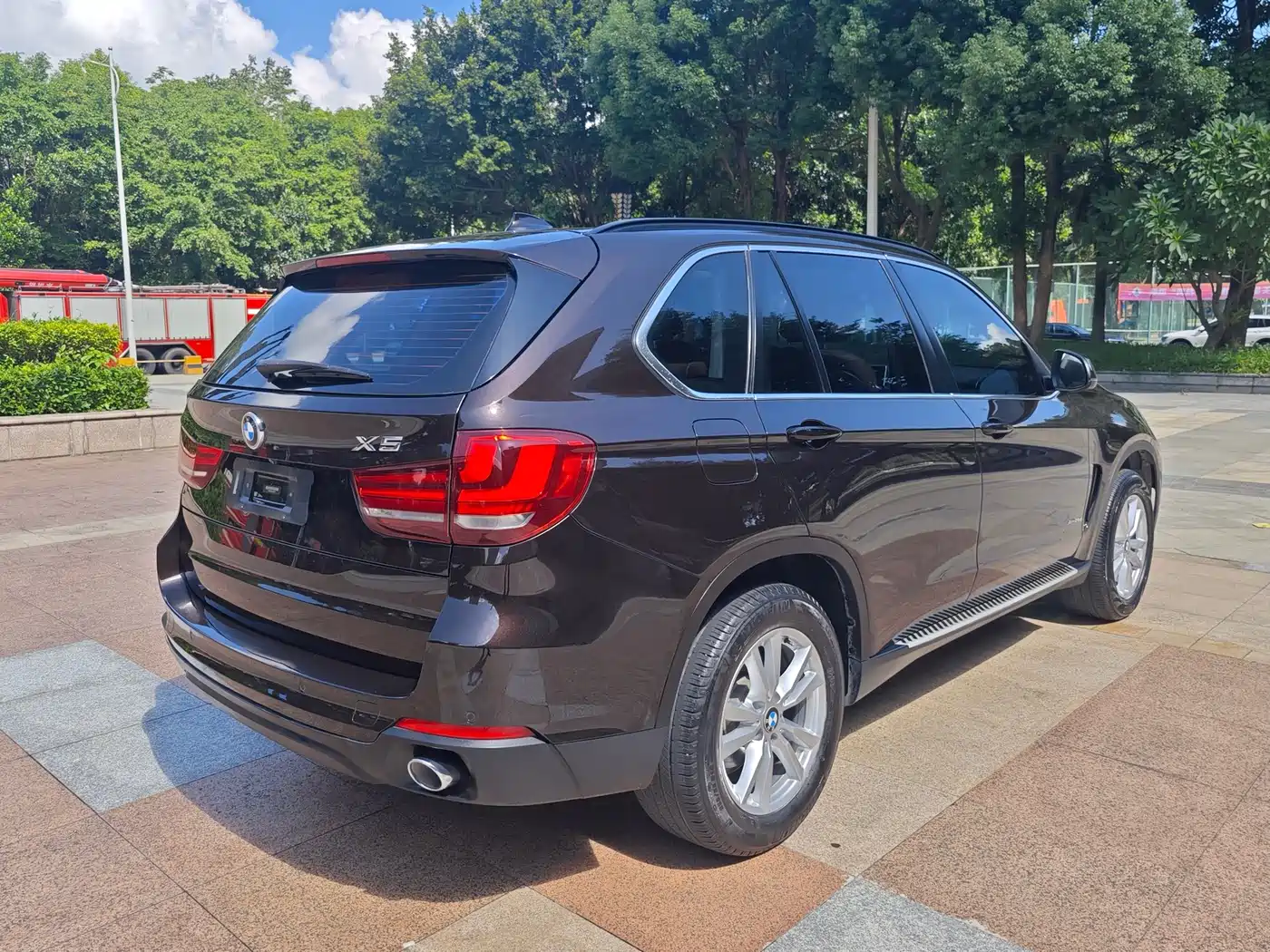 BMW X5 (Import) 2015 xDrive28i фото 6