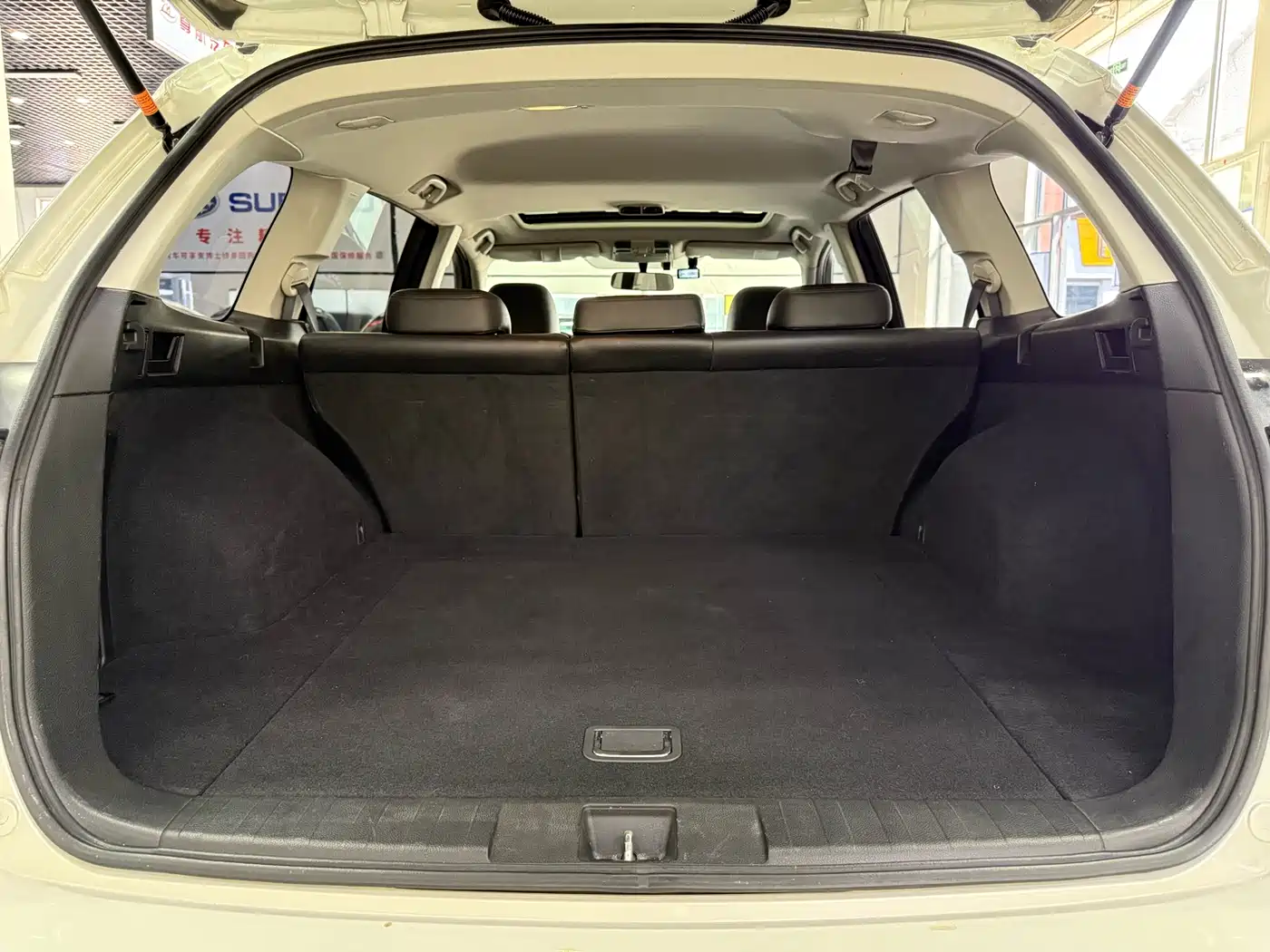 Subaru Outback 2013 2.5i Luxury Navigation Edition фото 14