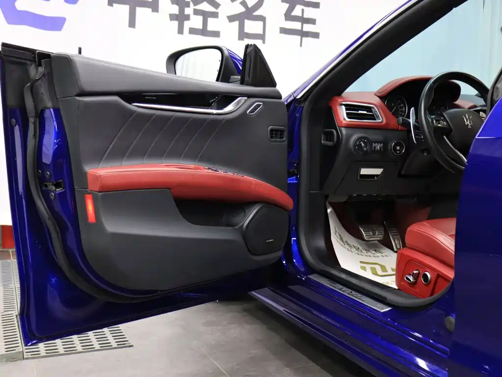 Maserati Ghibli 2024 2023 3.0T Modena