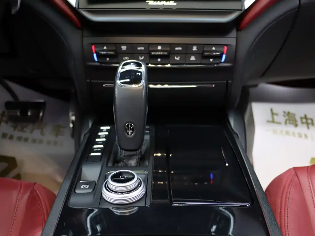 Maserati Ghibli 2024 2023 3.0T Modena