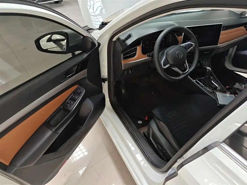 Volkswagen Bora 2023 200TSI DSG Smart PRO Edition фото 16