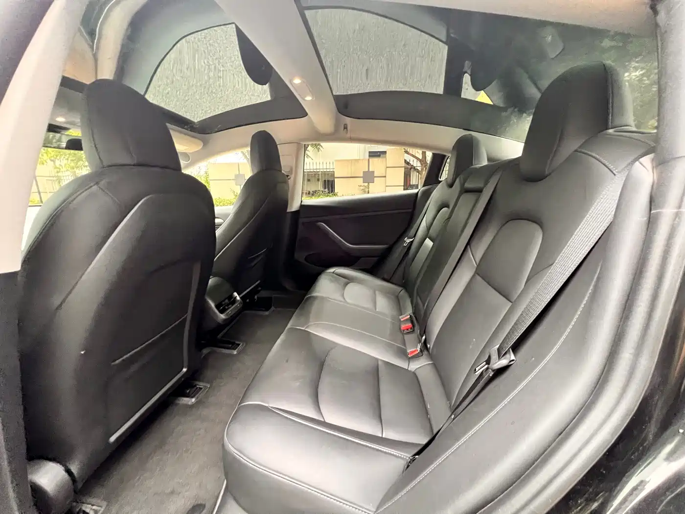 Фото 6 - Tesla Model 3