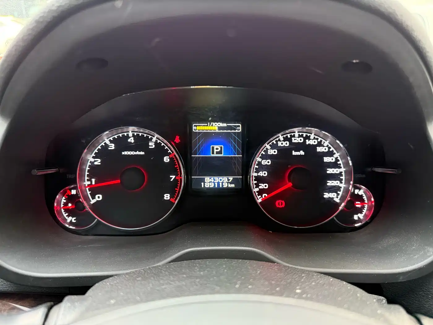 Subaru Outback 2013 2.5i Luxury Navigation Edition фото 10