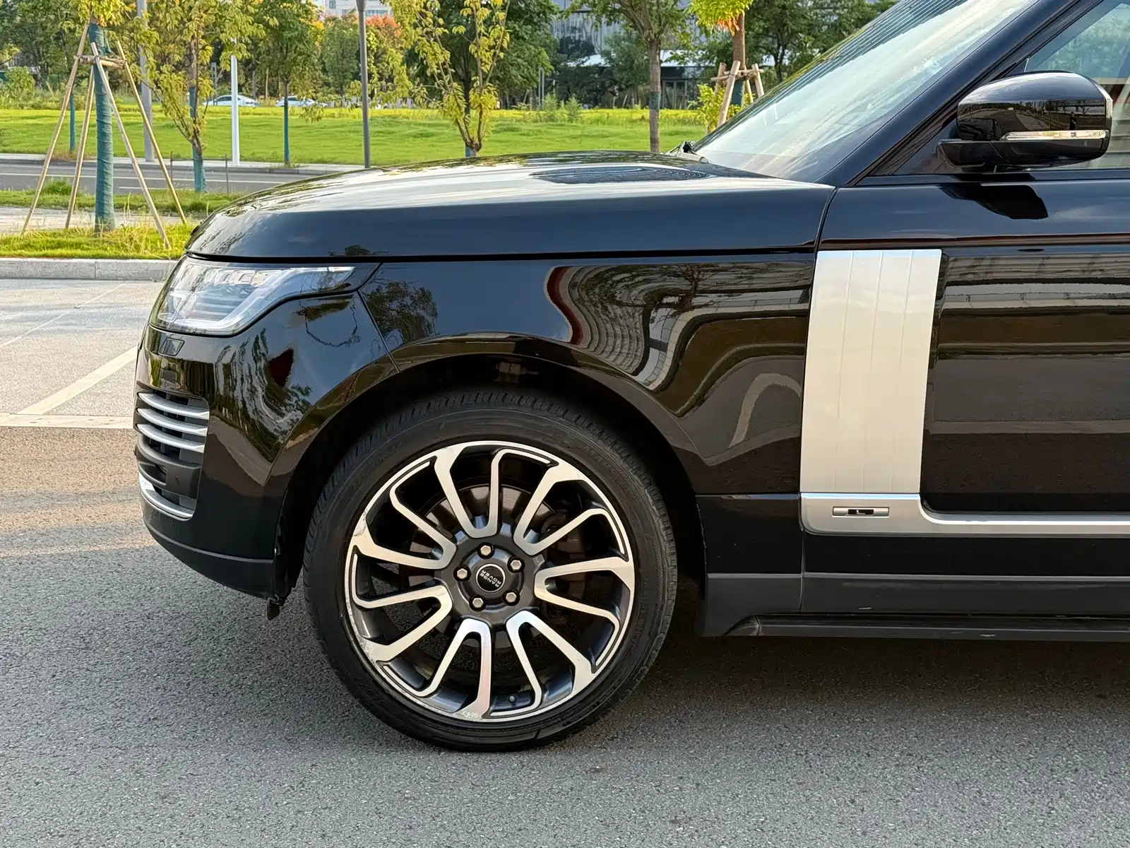 Фото 4 - Land Rover Range Rover