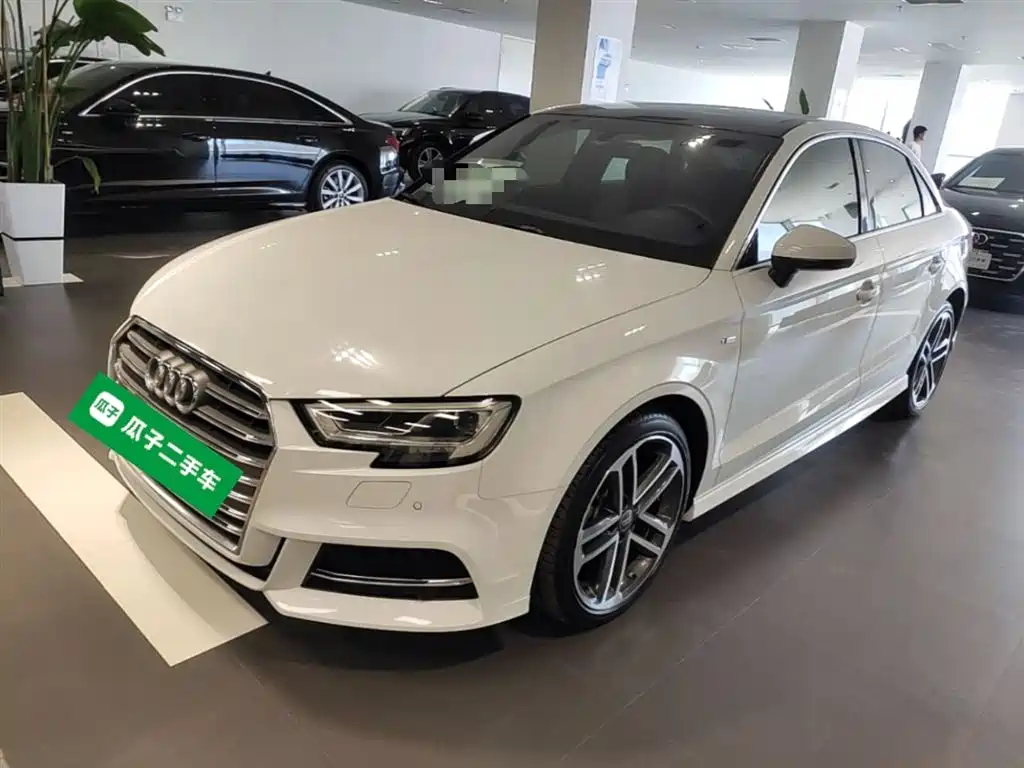 Audi A3 2020 Limousine 35 TFSI Sport China VI фото 3