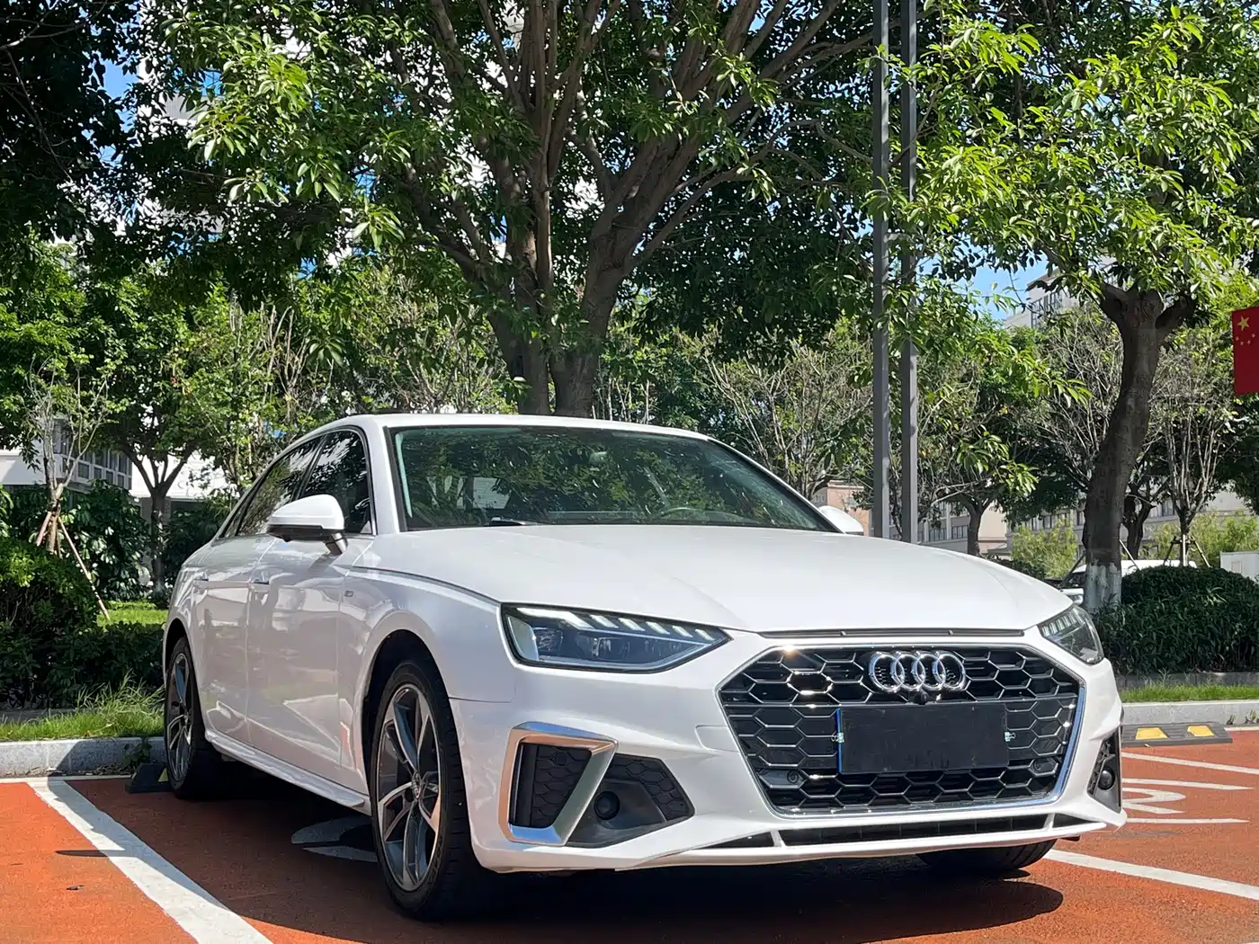 Audi A4L 2022 40 TFSI Luxury Dynamic фото 3