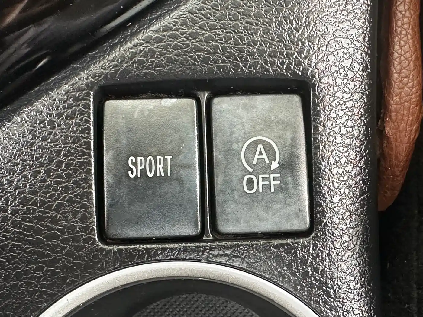Toyota Levin 2017 Facelift 185T CVT Elite (China V) фото 23