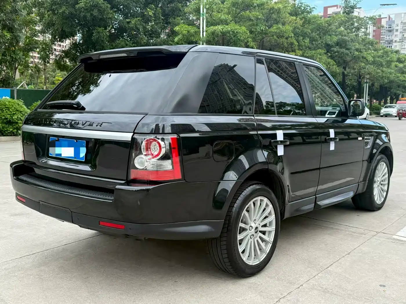 Land Rover Range Rover Sport 2011 3.0 TDV6 Diesel фото 6