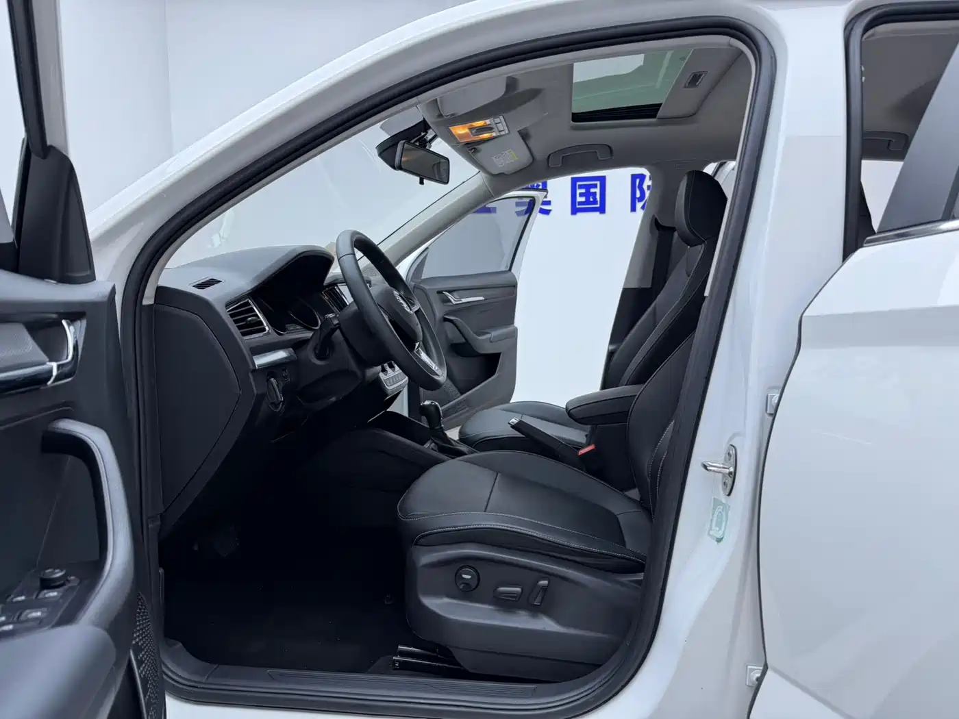 Škoda Kamiq 2022 1.5L Automatic Comfort Edition фото 5