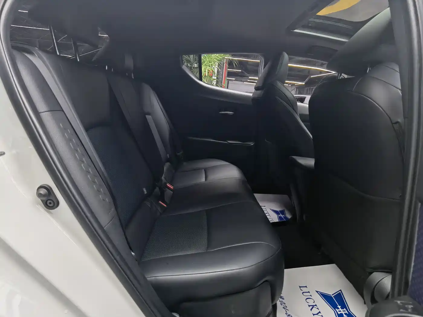 Toyota C-HR 2020 Model 2.0L Leading фото 9