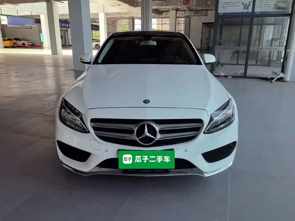 Mercedes-Benz C-Class 2015 Facelift C 200 L Sport фото 3