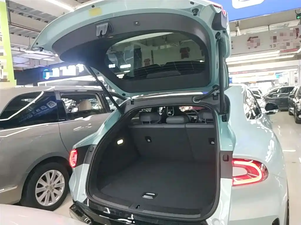 Xiaomi Auto Xiaomi YU7 2025 Extended Range RWD Edition фото 19