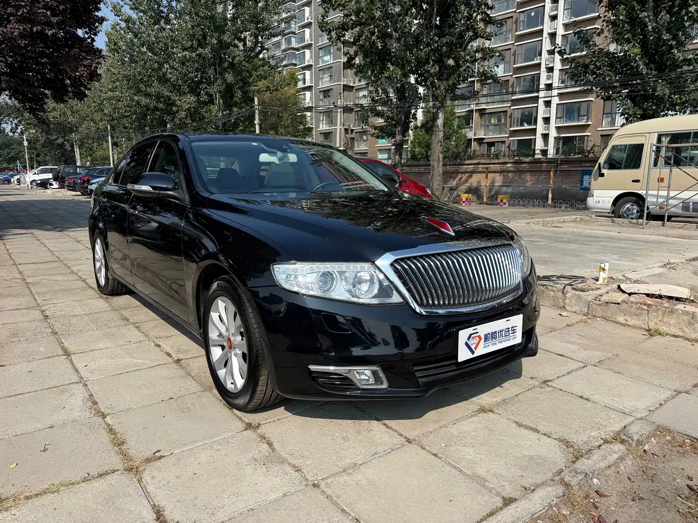 Hongqi H7 2015