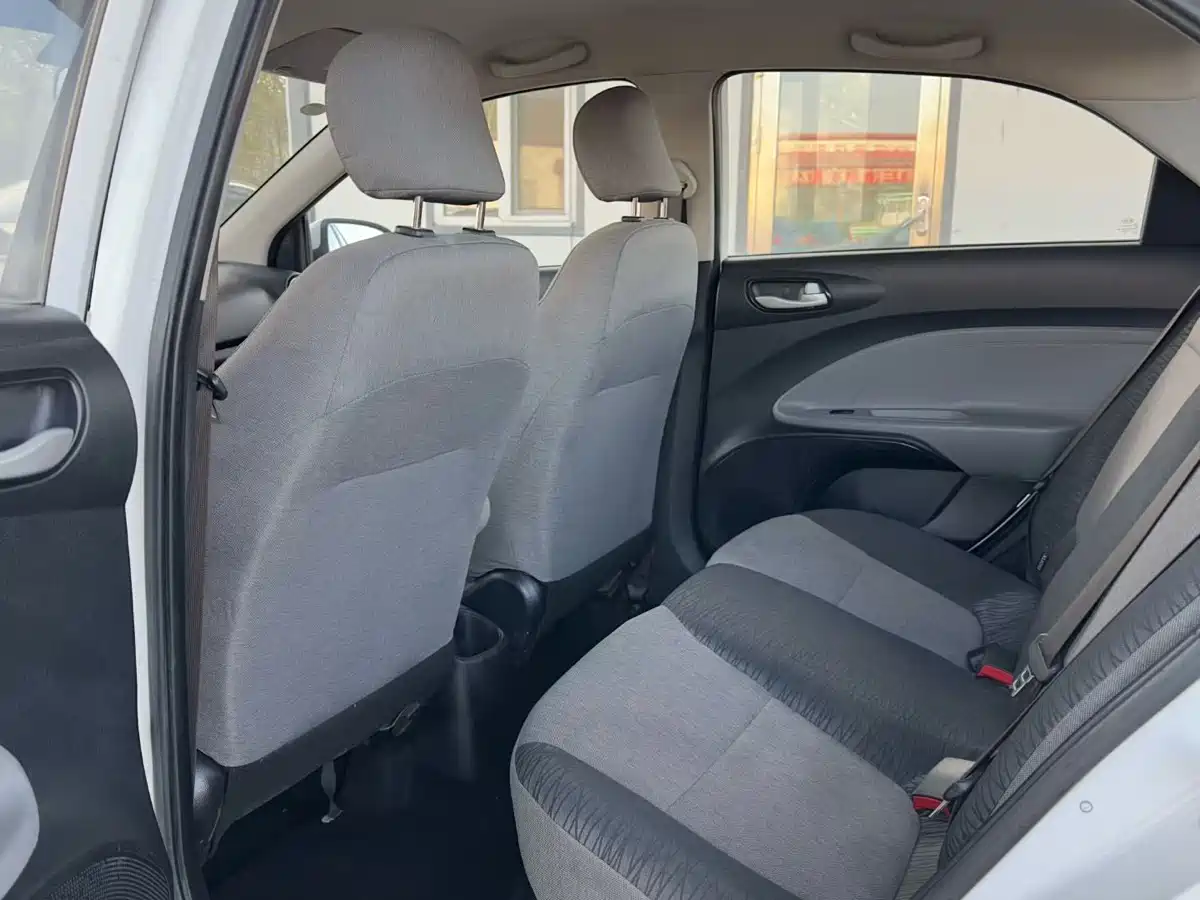 Kia Huan Chi 2017 1.4L Manual Smart Fashion фото 6