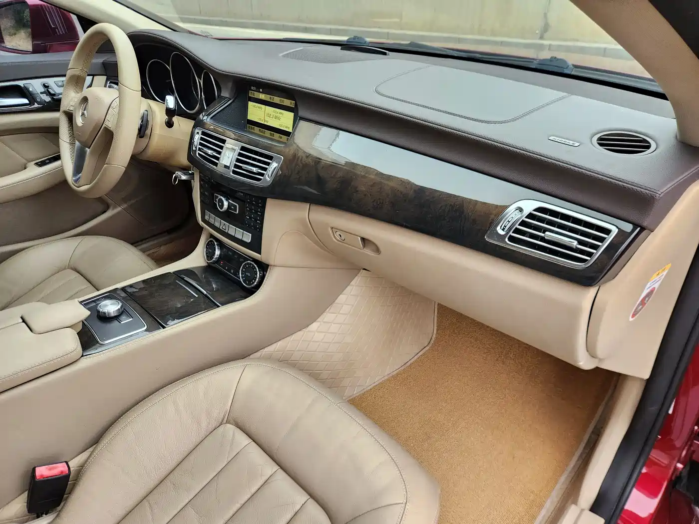 Mercedes-Benz CLS 2012 CLS 300 CGI фото 9