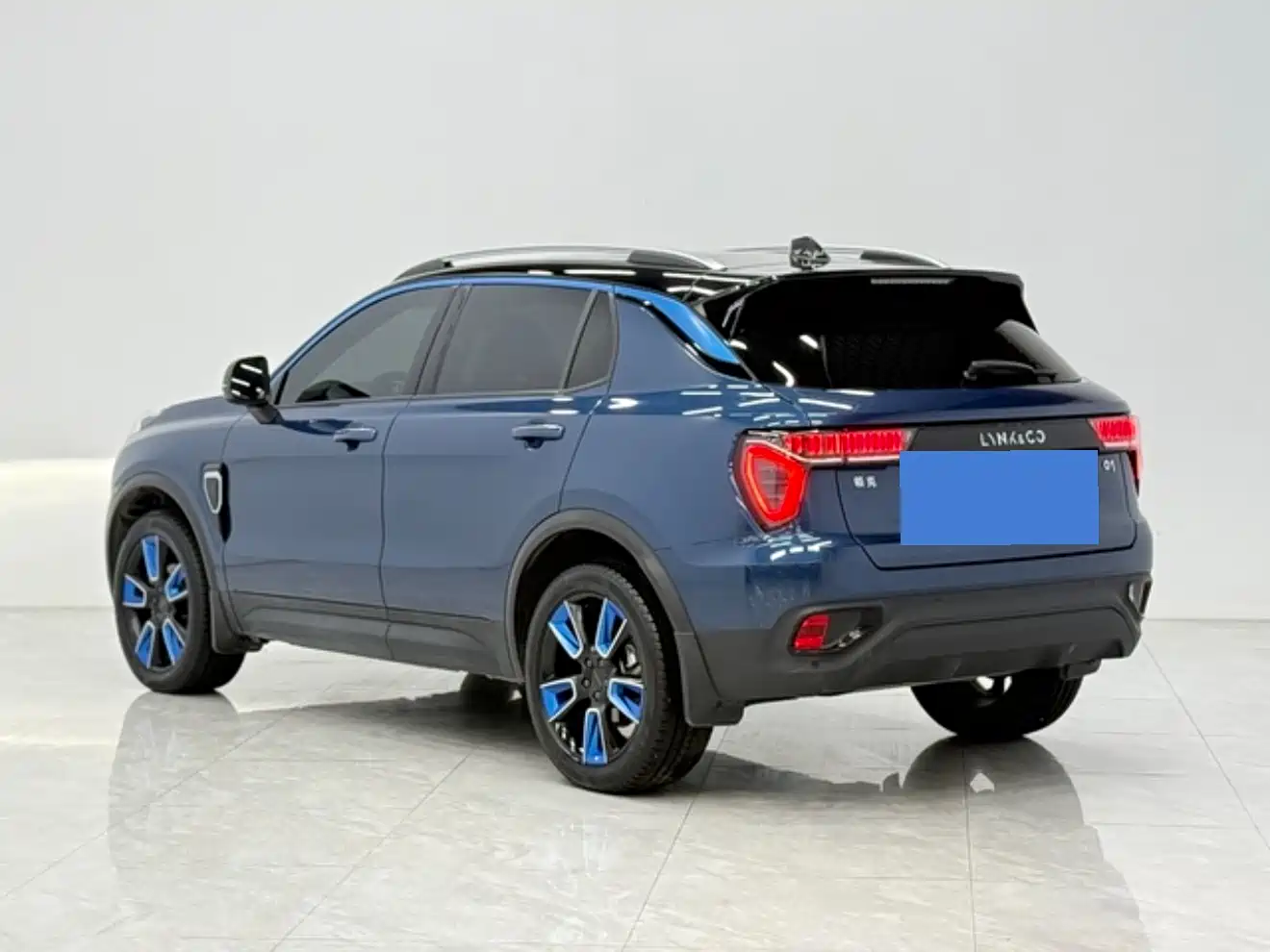 Lynk & Co 01 2019 2.0T 2WD Shine Pro Version China VI фото 3