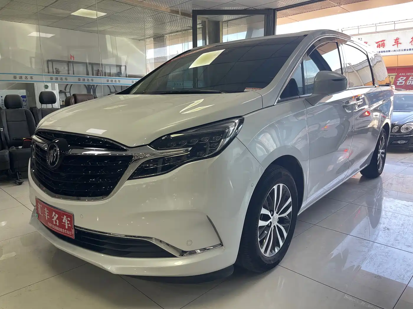 Buick GL8 2022 ES Landmark 653T Premium