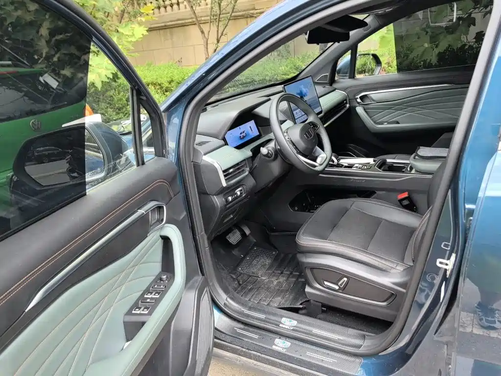 Geely Haoyue L 2024 2024 Model 2.0T DCT Premium