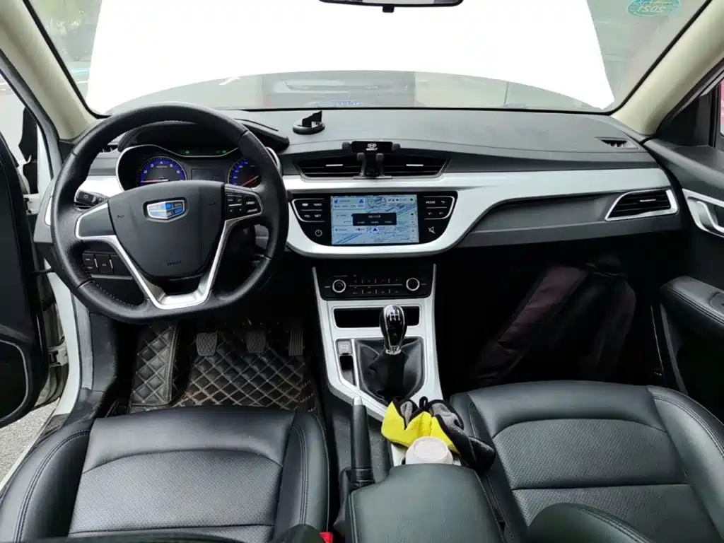 Фото 10 - Geely Vision