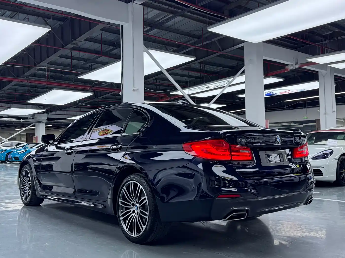 BMW 5 Series 2018 Facelift 530Li Leading M Sport Package фото 17