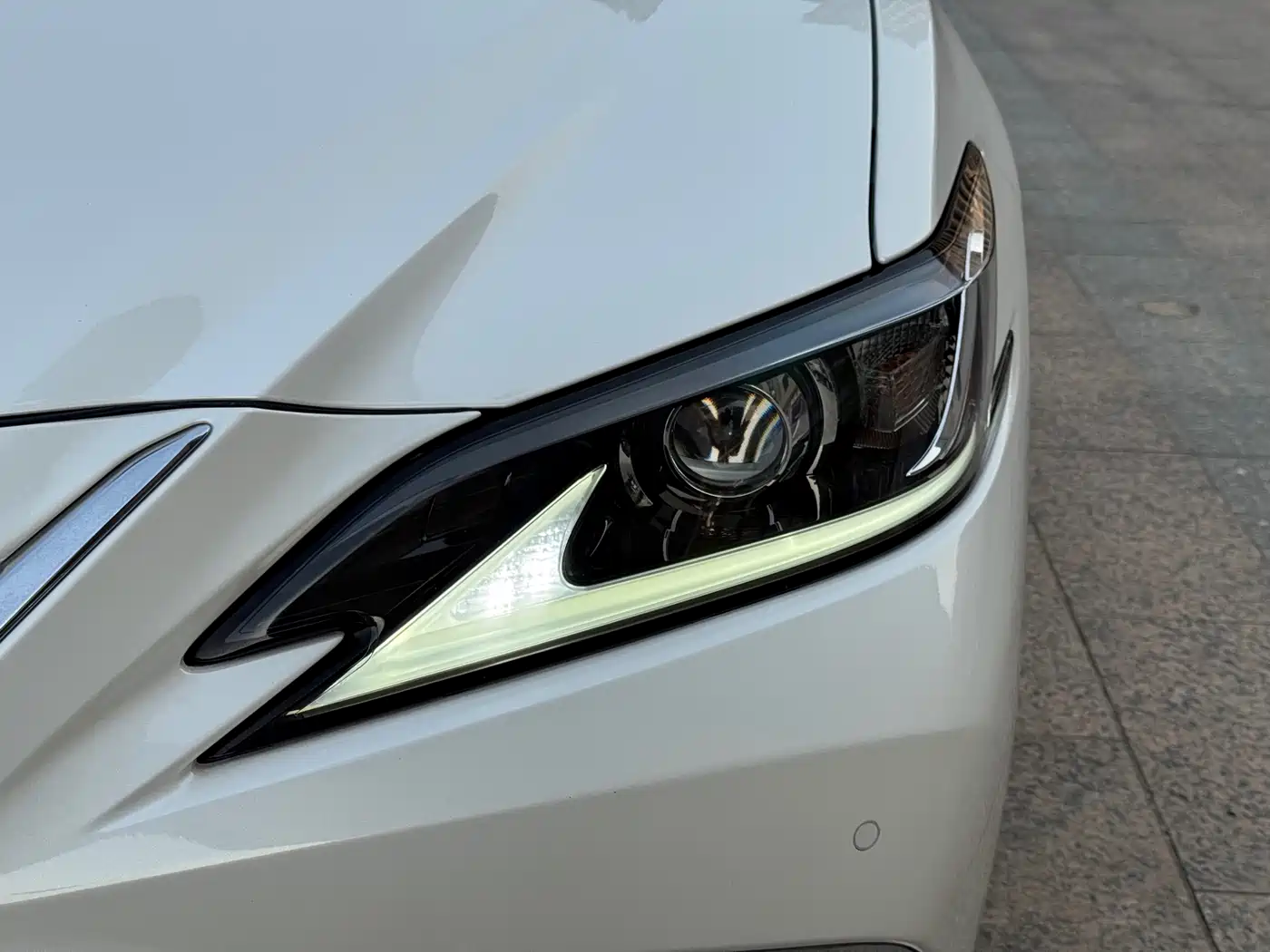 Lexus ES 2020 200 Excellence фото 21