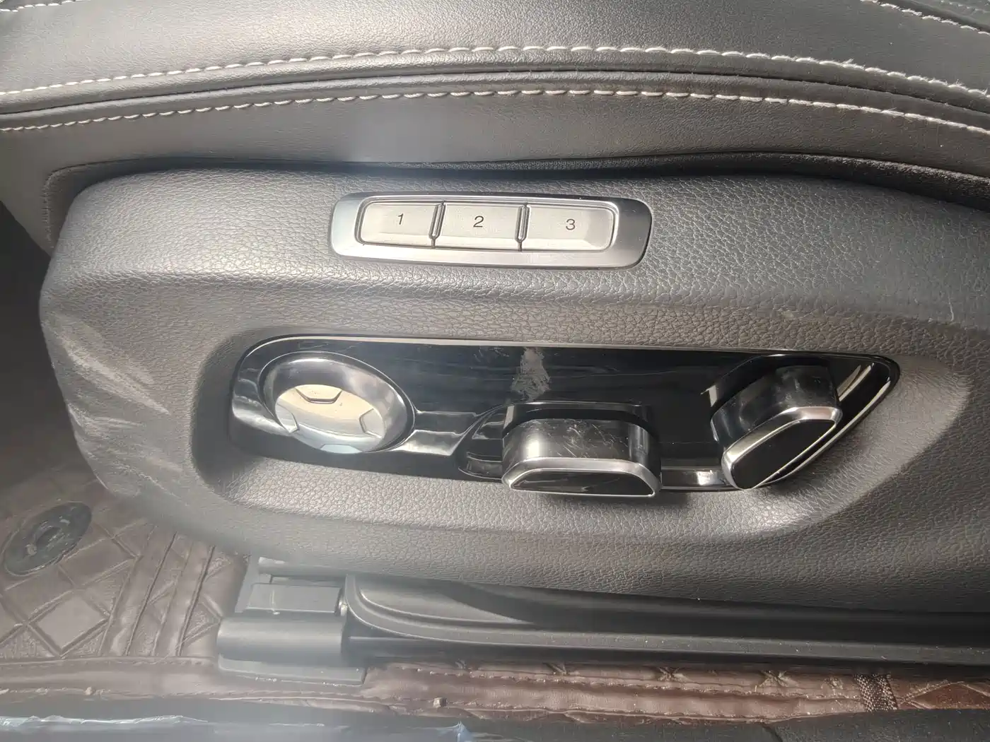 Hongqi H9 2021 2020 2.0T Smart Connection Qi Xiang Edition