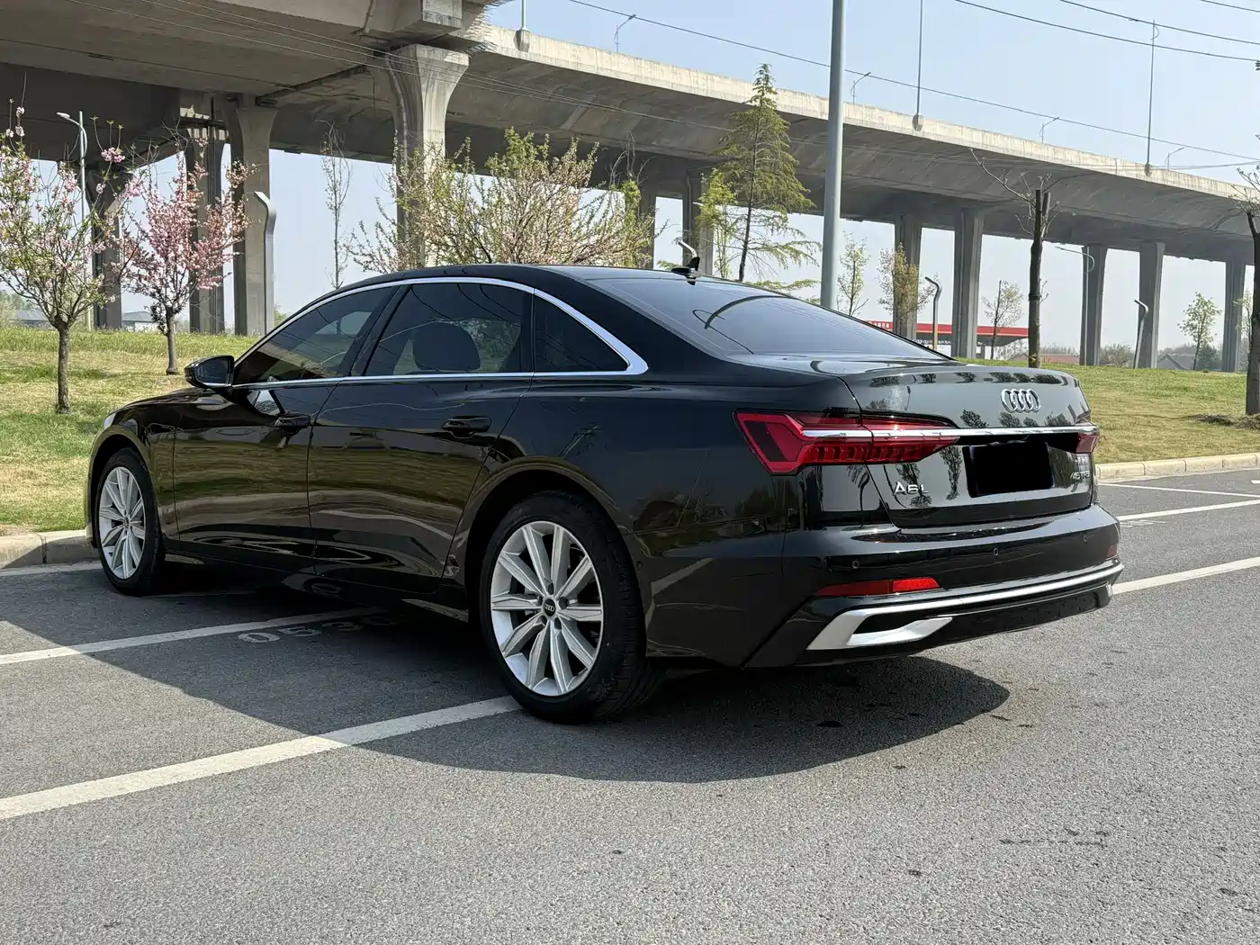 Audi A6L 2024 45 TFSI Premium Dynamic фото 8