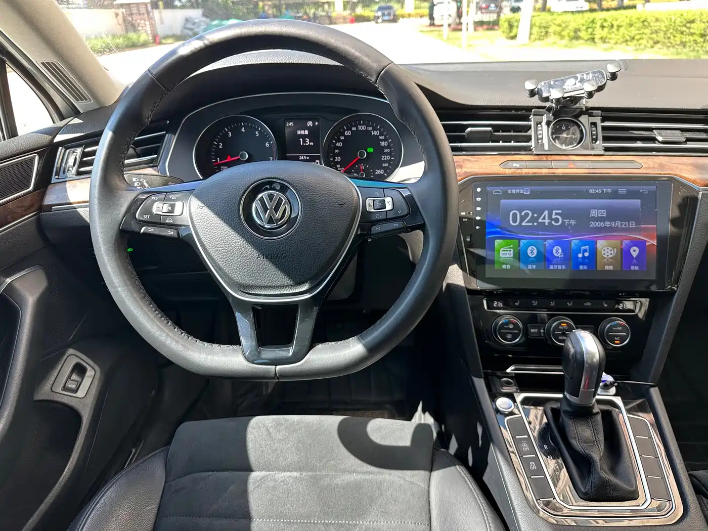 Volkswagen Magotan 2017 330TSI DSG Luxury фото 12