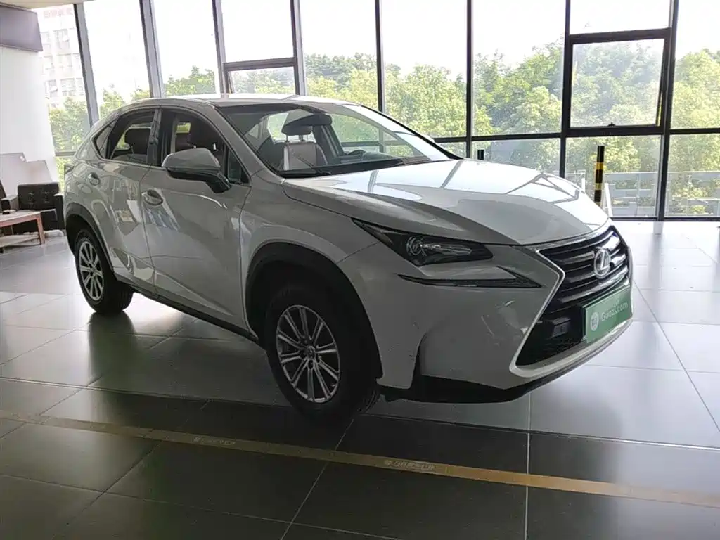 Lexus NX 2015 200 FWD Premium фото 4