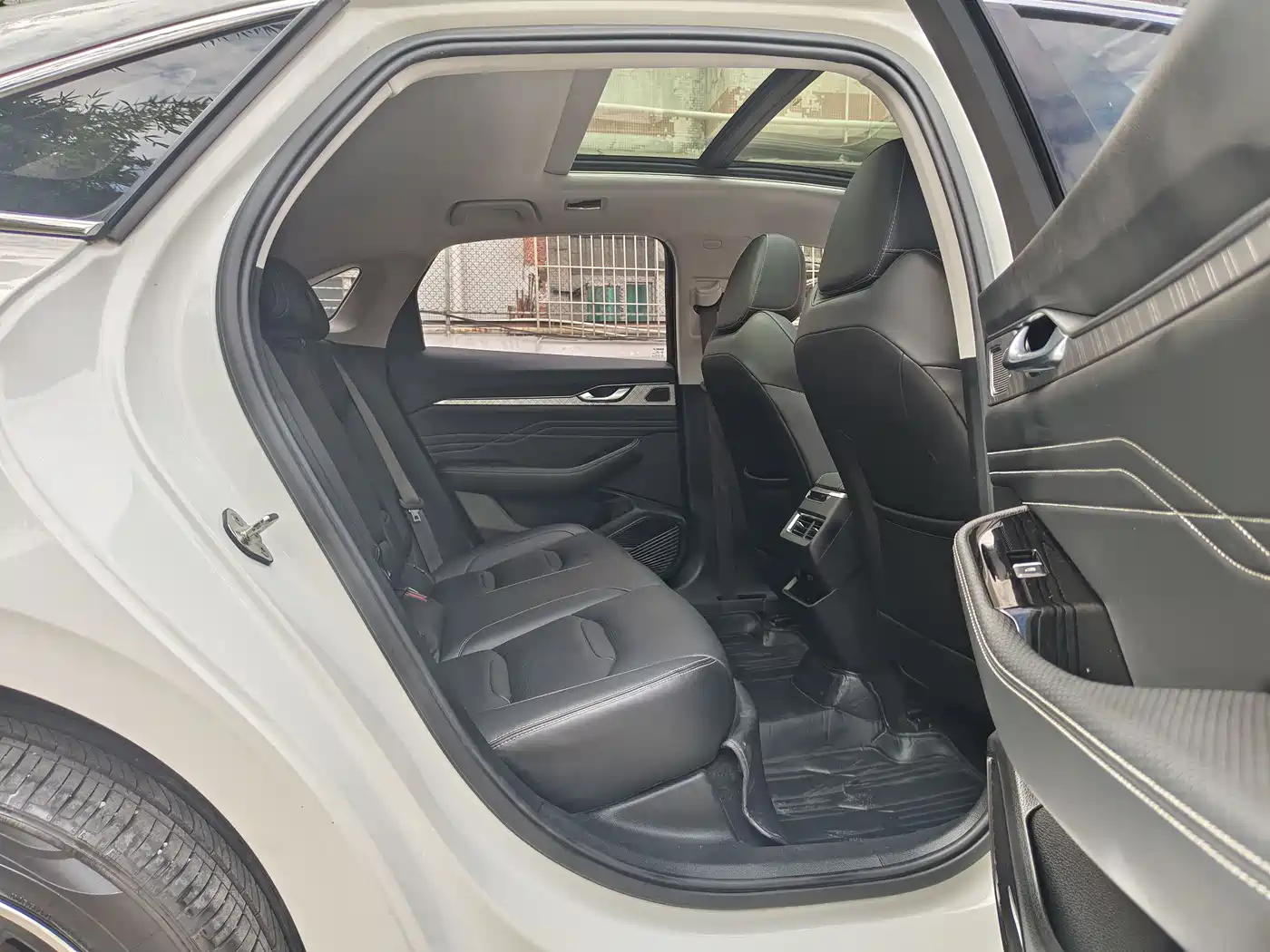 GEELY AUTOMOBILE XINGRUI