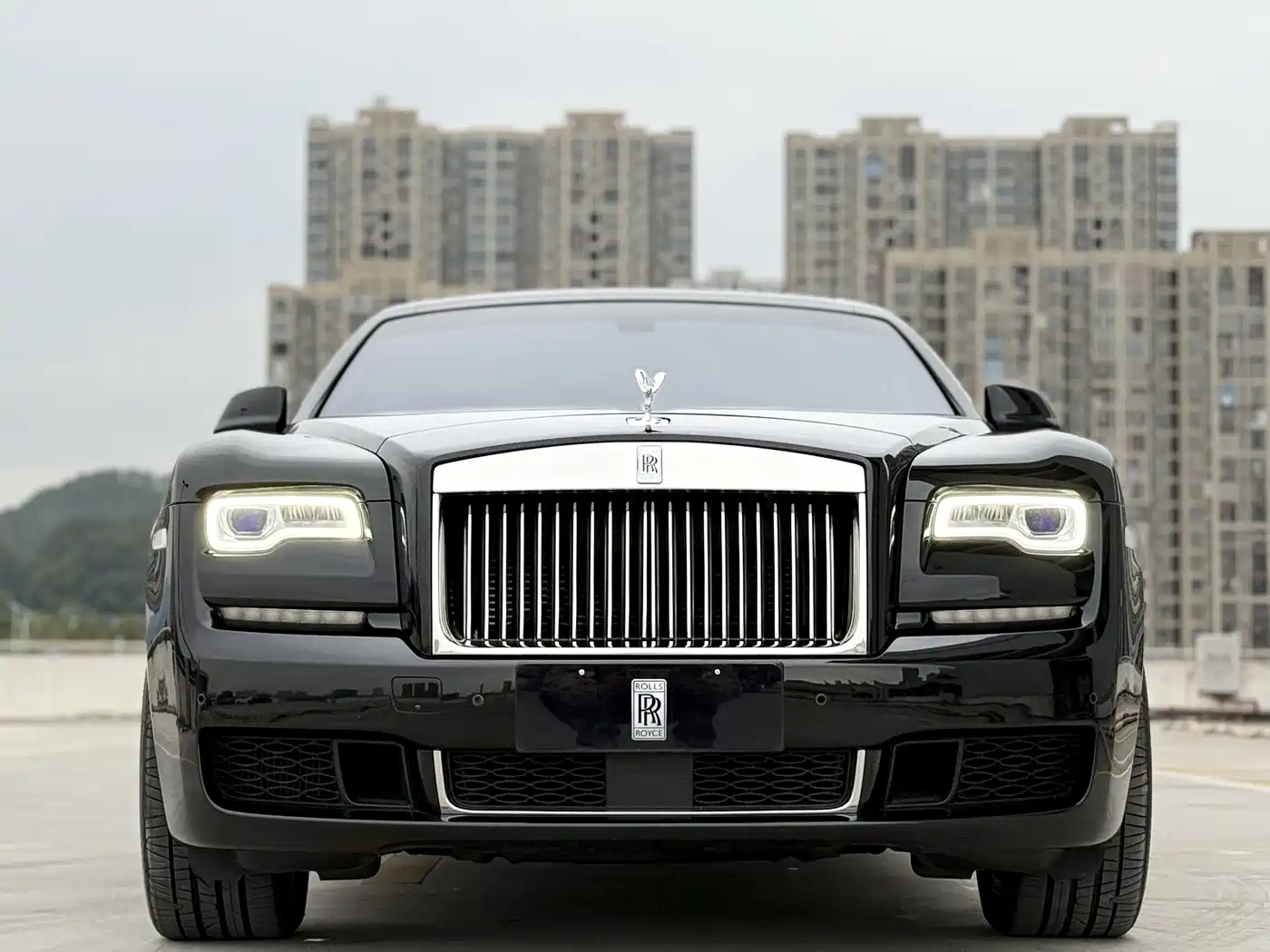 Rolls-Royce Ghost 2018 2018 6.6T Long Wheelbase Edition