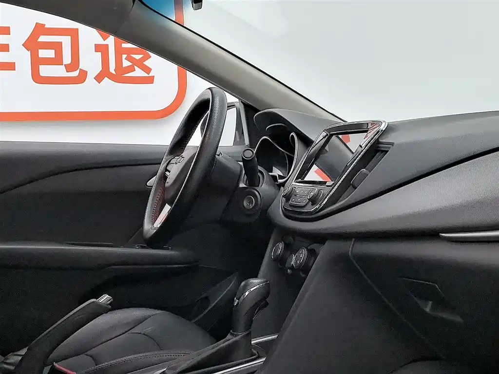 Chevrolet Monza 2019 Redline 320T DCT Joy Edition China VI фото 22