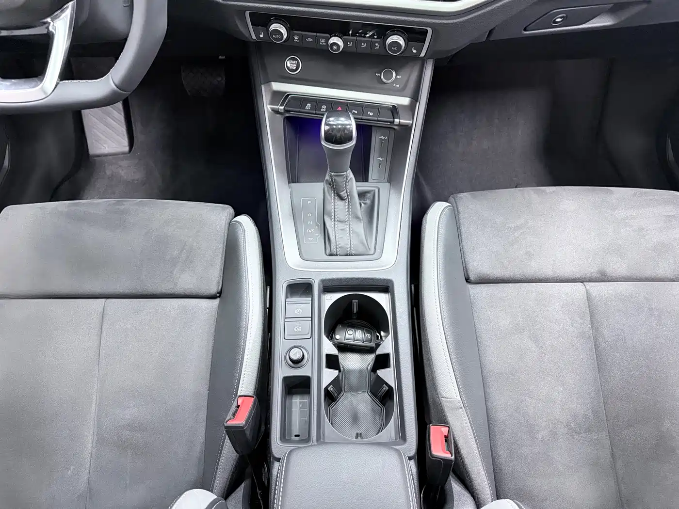 Audi Q3 2022 35 TFSI Fashion Dynamic фото 15