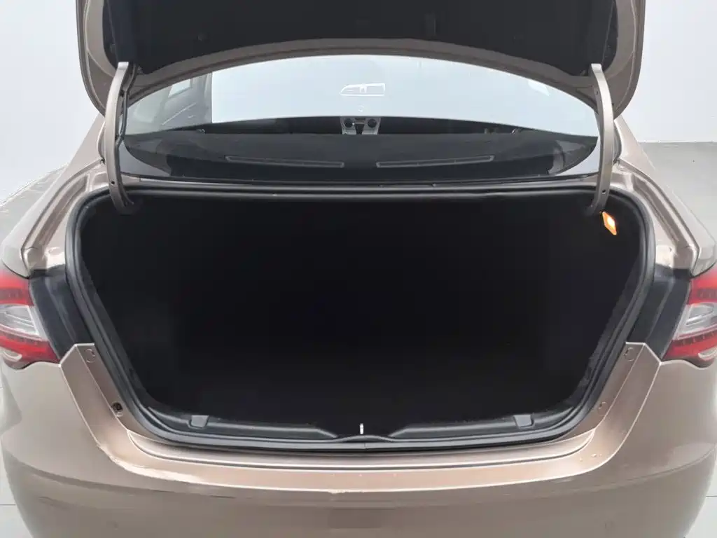 Zhonghua H530 2019 2017 1.6L Automatic Comfort